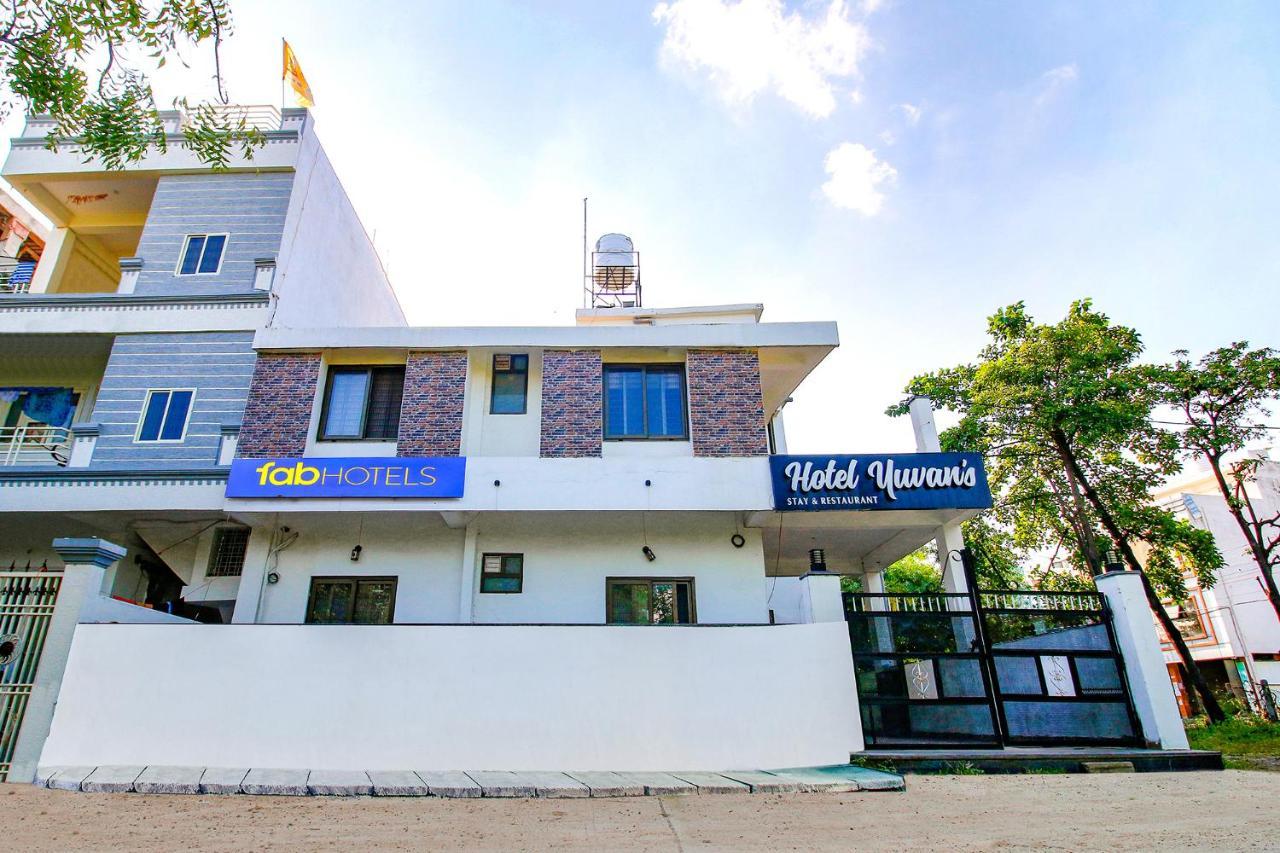 Fabexpress Yuvan Gouharganj Екстериор снимка